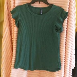 Short ruffled sleeves shirt. (Set of two)